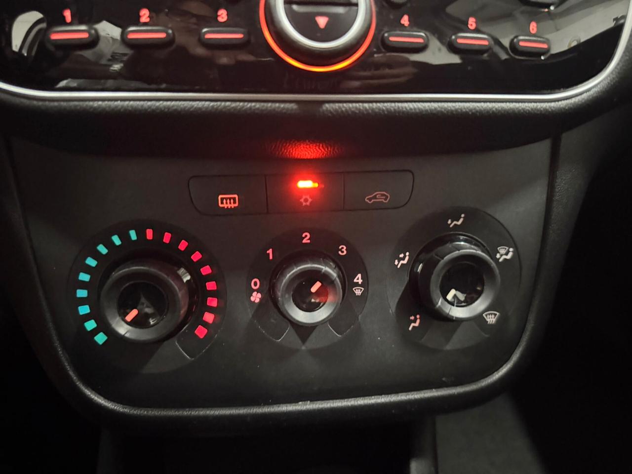 Fiat Punto 1.3 MJT II 75 CV 5 porte Street