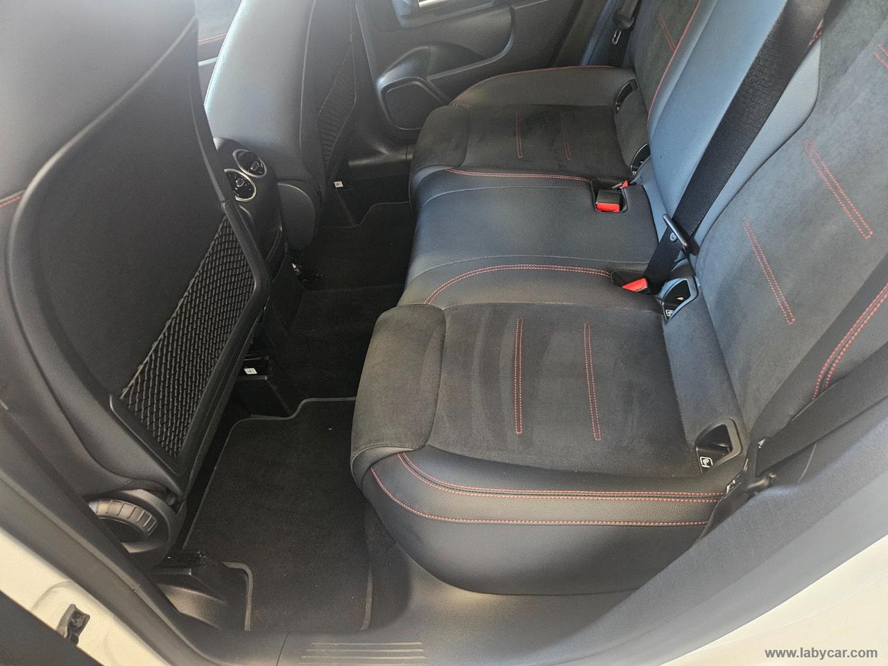 MERCEDES-BENZ GLA 200 d Automatic Premium