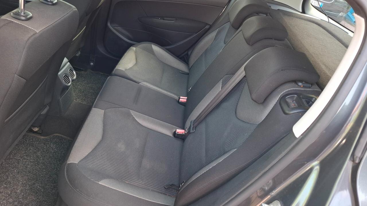 Peugeot 308 1.6 HDi 110CV 5p. 2-Tronic Premium-Automatica-Gancio Traino