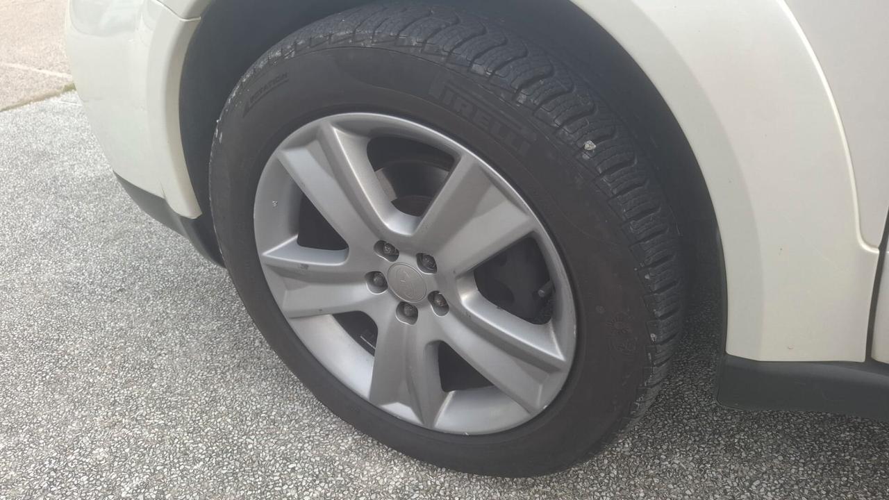 Subaru OUTBACK 2.0D 16V CM