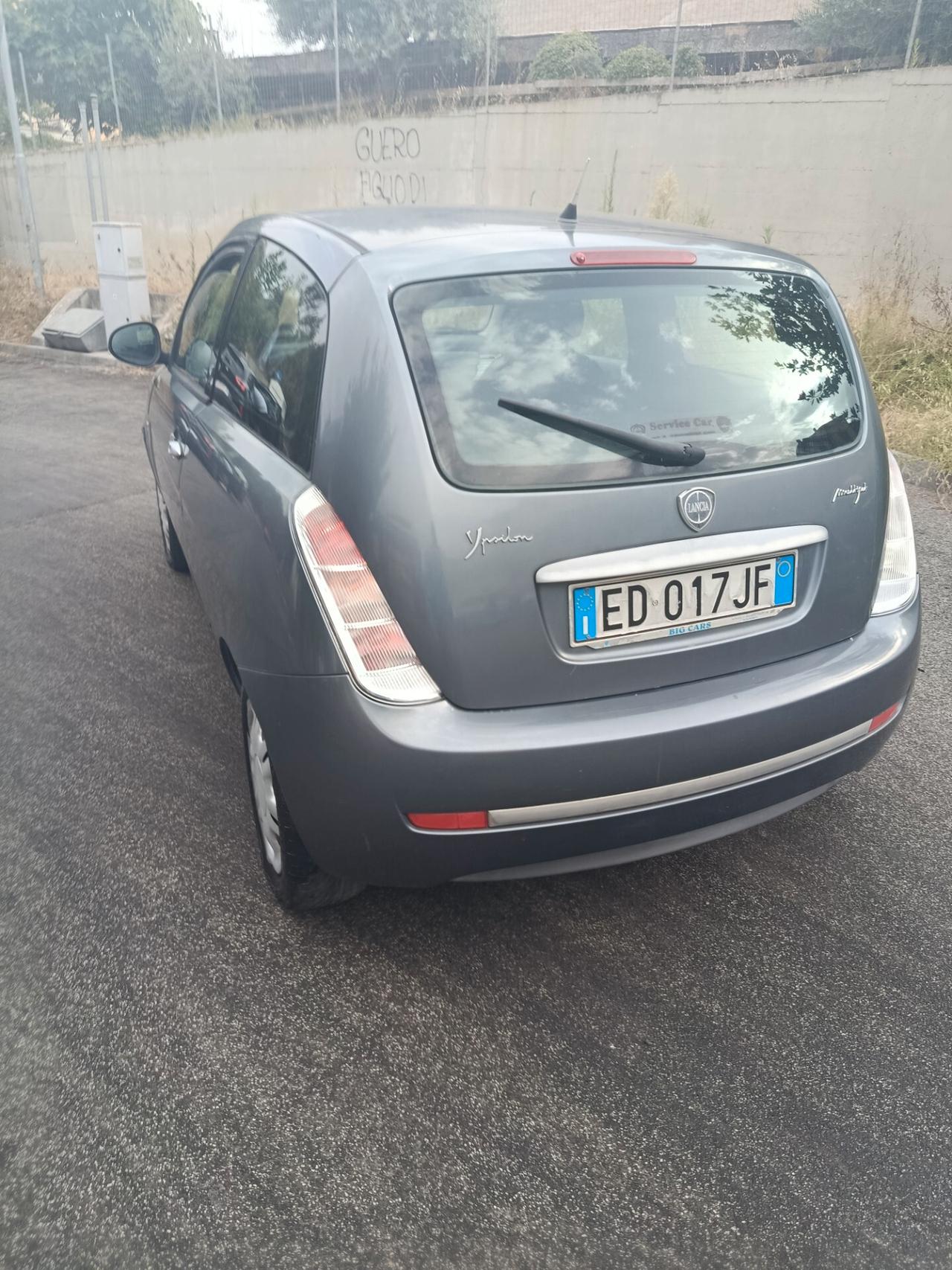 Lancia Ypsilon 1.3 MJT 75 CV Platino