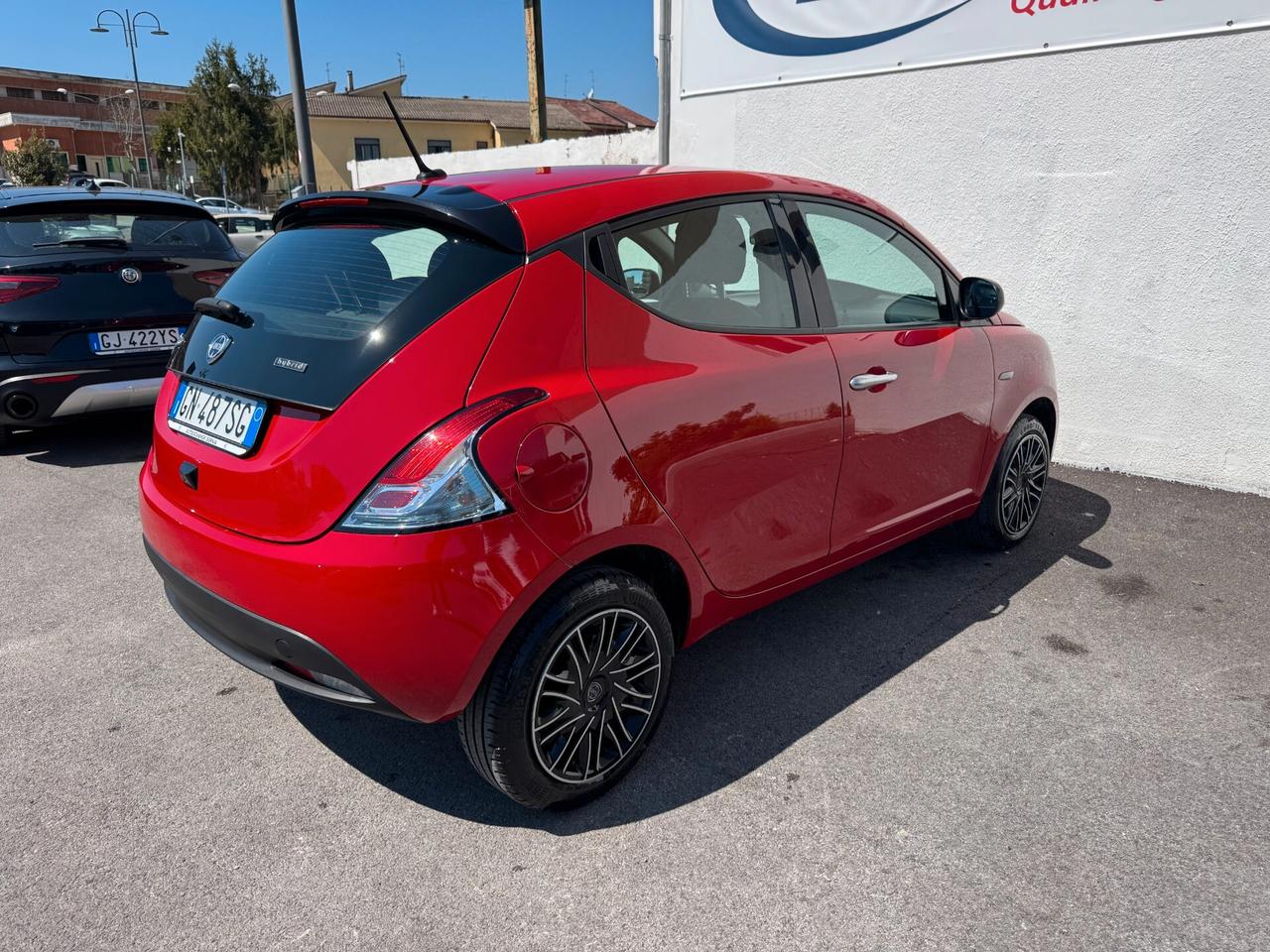Lancia Ypsilon 1.0 FireFly 5 porte S&S Hybrid Gold