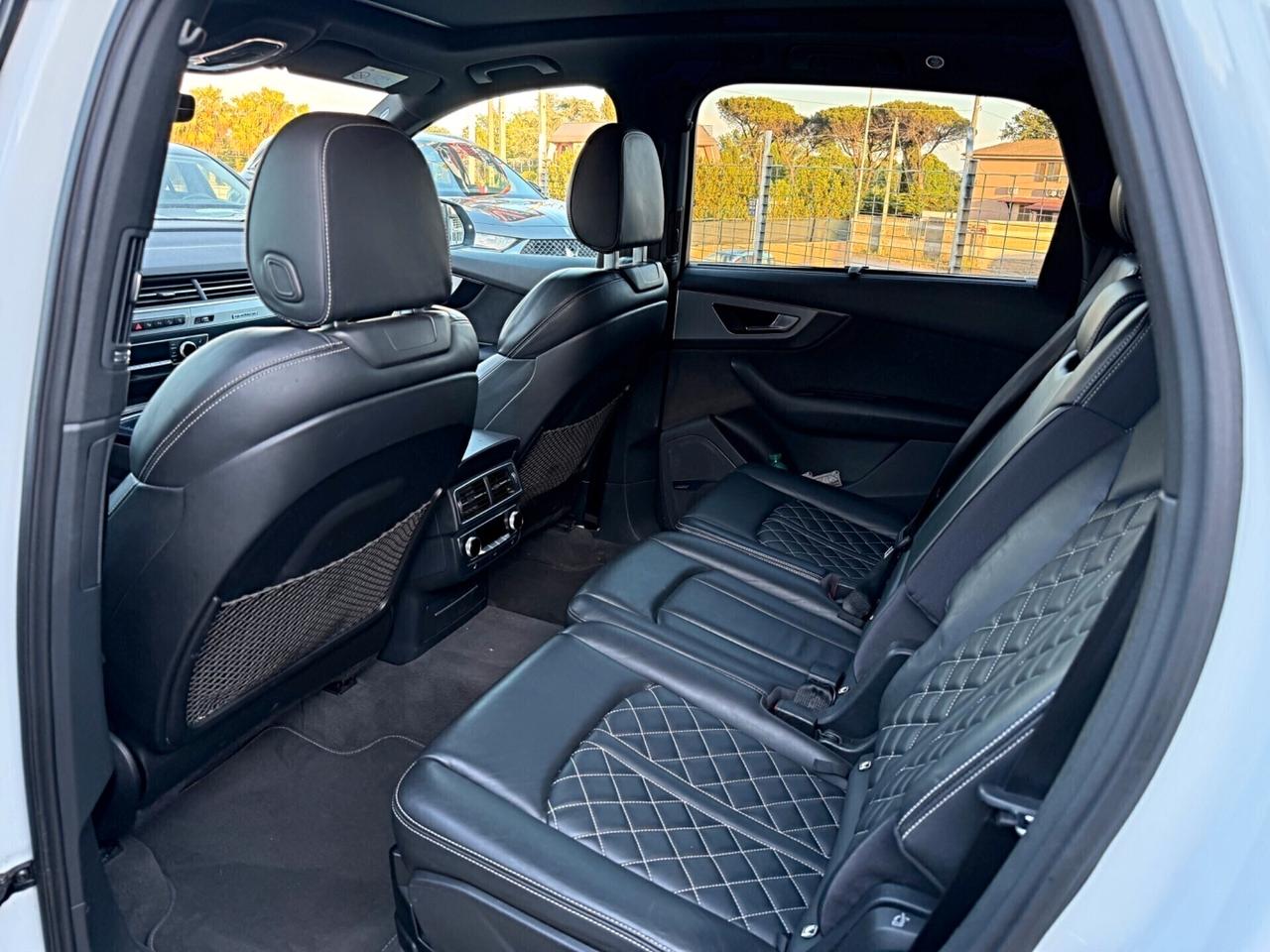 Audi Q7 SQ7 4.0 V8 TDI quattro tiptronic