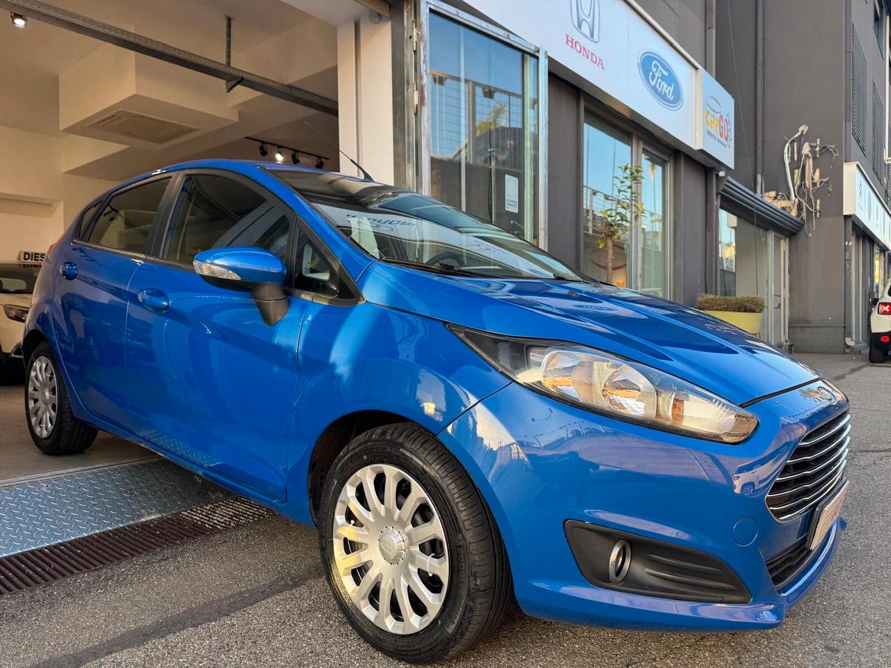 Ford Fiesta 1.5 TDCi 75CV 5 porte Titanium