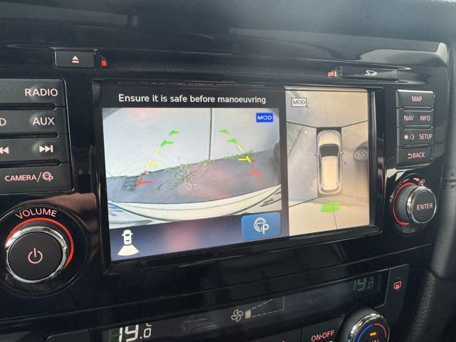 NISSAN X-Trail 2.0 dCi 4WD AUTO N-Connecta