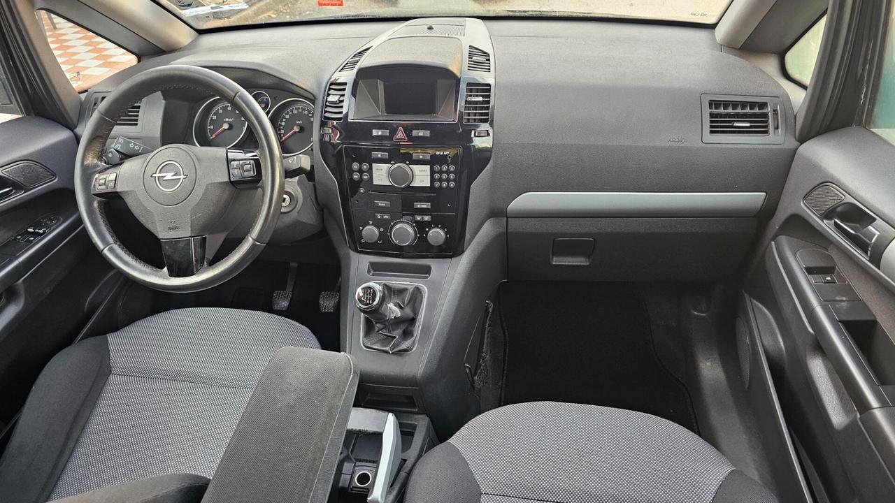 Opel Zafira 1.6 16V ecoM 150CV Turbo Cosmo (110 kw)
