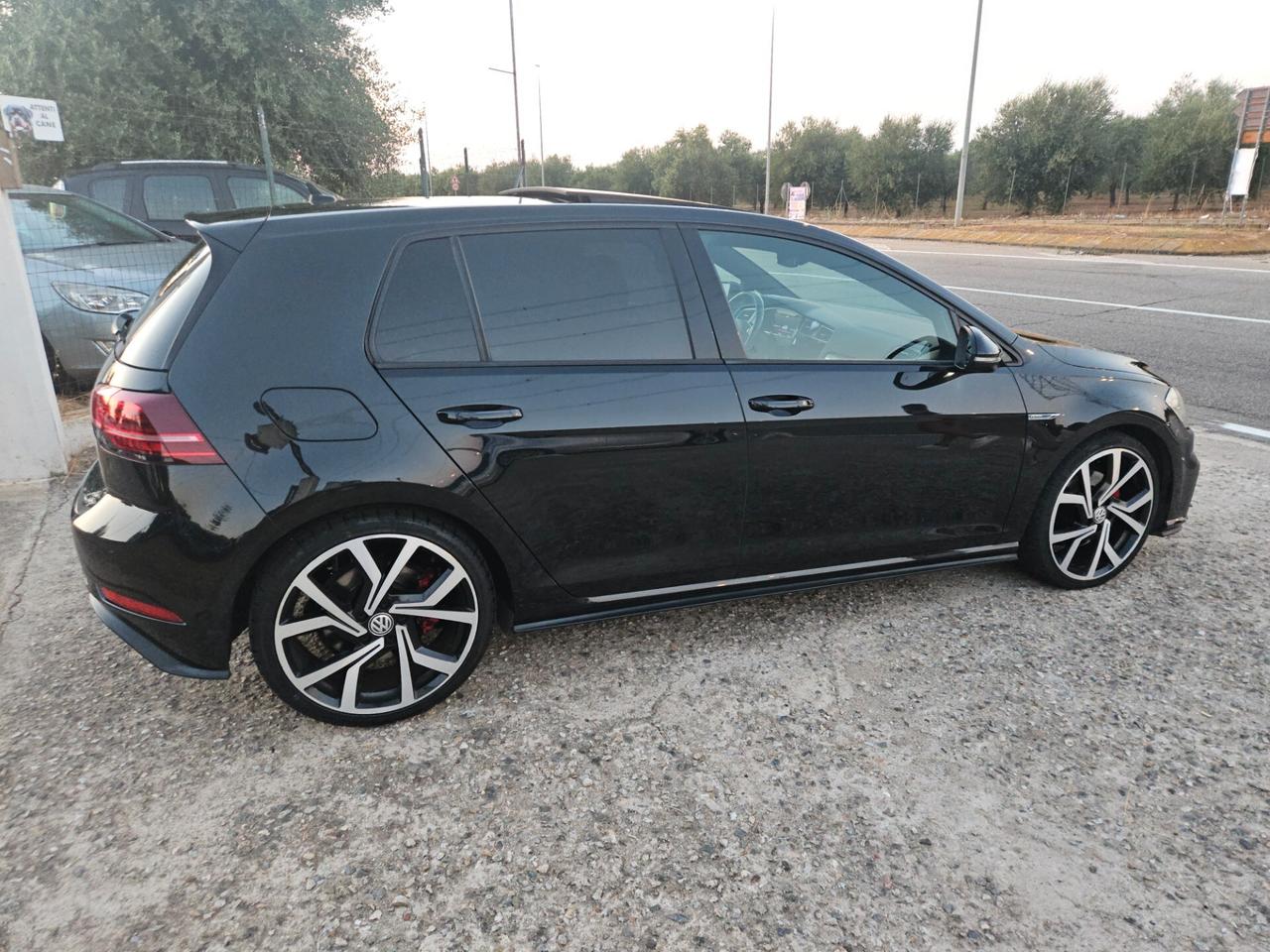 Volkswagen Golf GTD 2.0 TDI DSG 5p. BlueMotion Technology