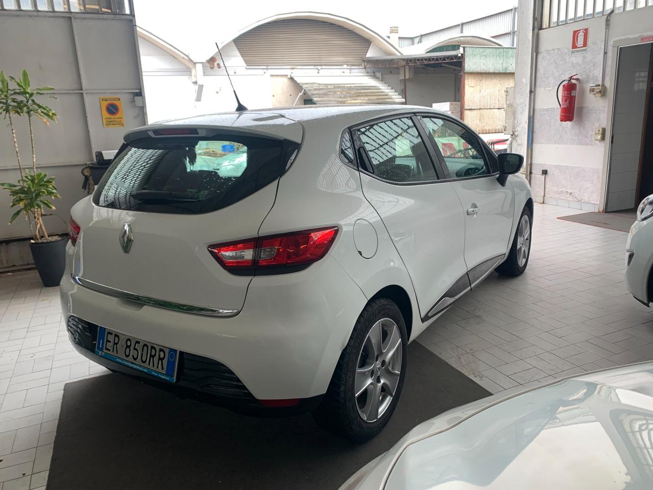 Renault Clio 0.9 TCe 12V 90CV Start&Stop 5 porte Energy