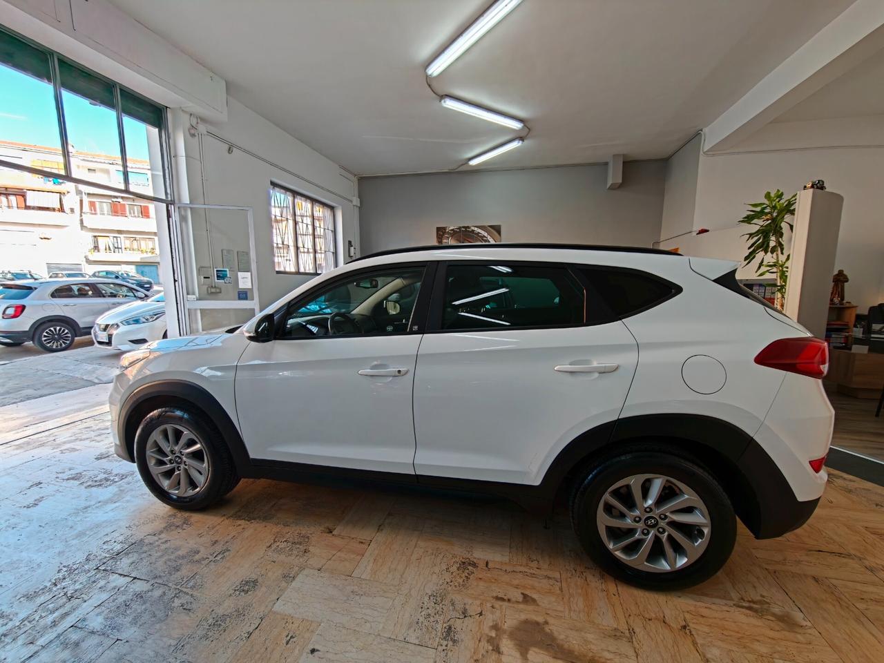 Hyundai Tucson 2.0 CRDi 4WD Sound Edition