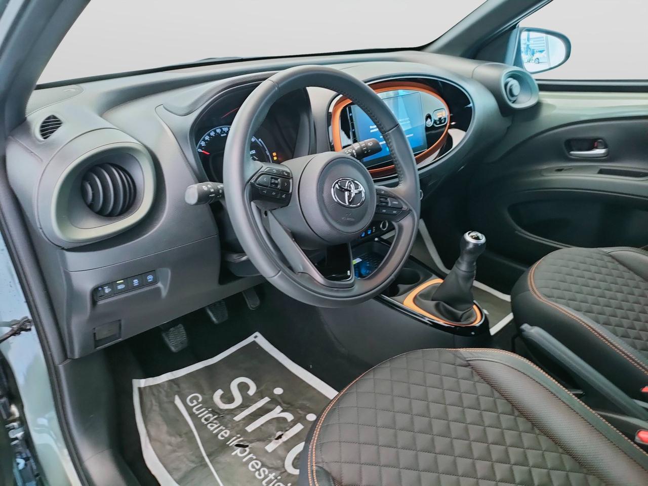 TOYOTA Aygo X - Aygo X 1.0 Limited 72cv
