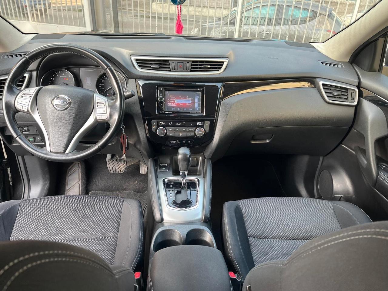 Nissan Qashqai 1.2 Acenta cambio automatico imm. 2017