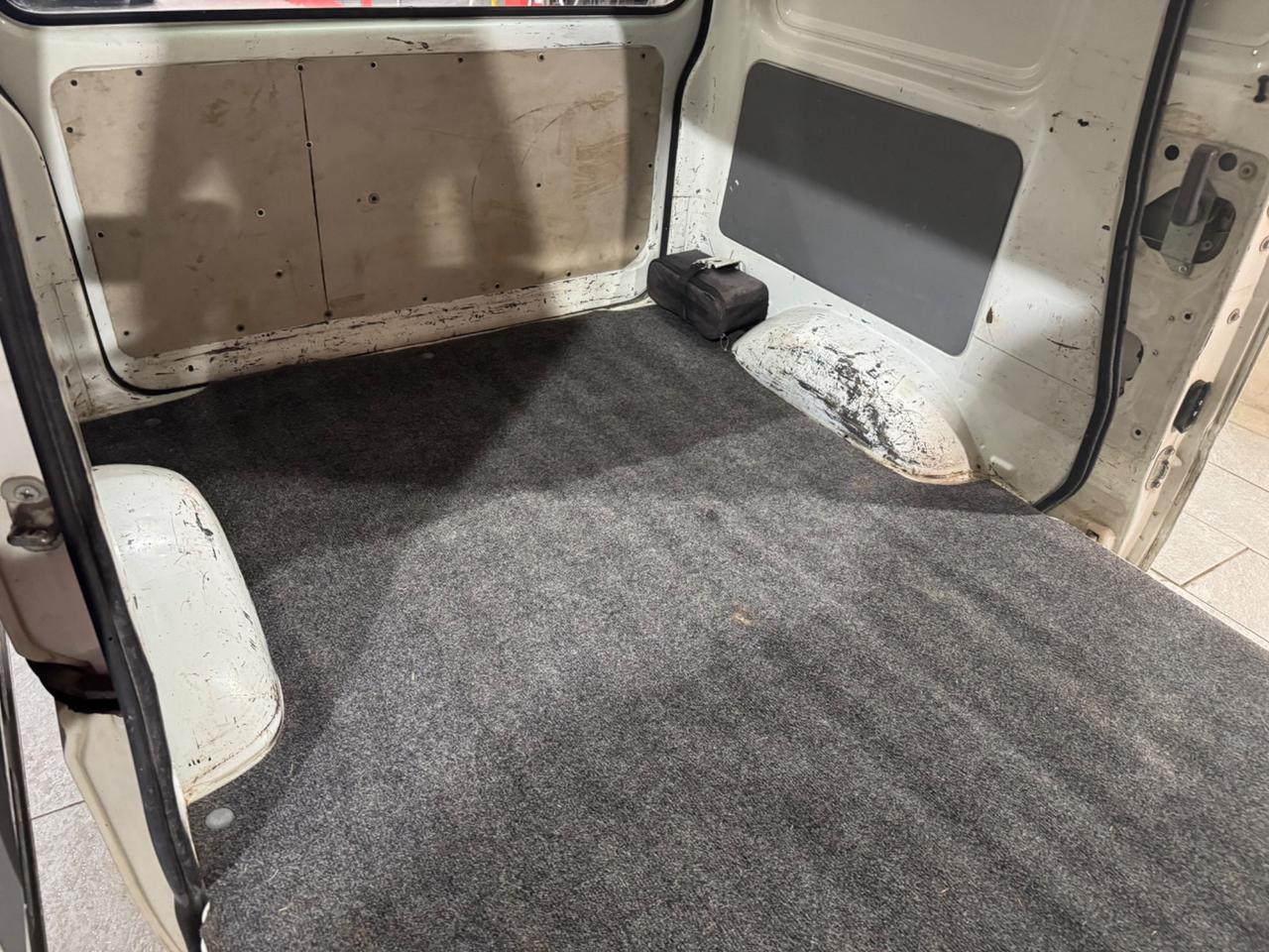 Piaggio Porter 1.3i 16V cat Blind Van