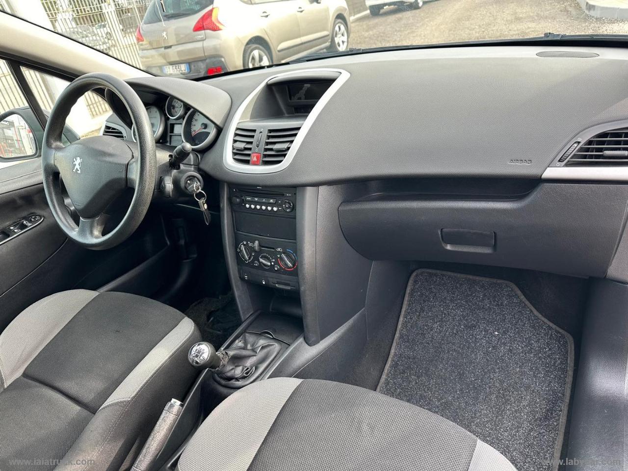 PEUGEOT 207 1.4 VTi 95 CV 5p. Energie Sport 1.4 VTi 95 CV 5p. Energie Sport