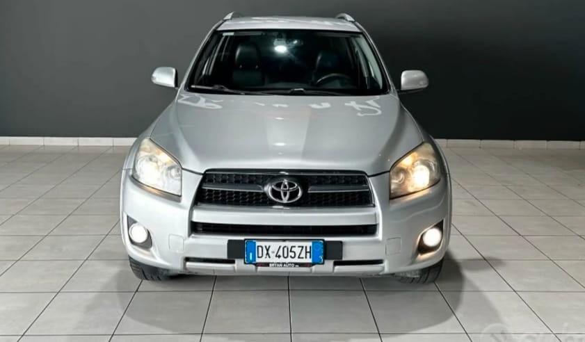Toyota RAV 4 RAV4 2.2 D-4D 150 CV DPF Luxury