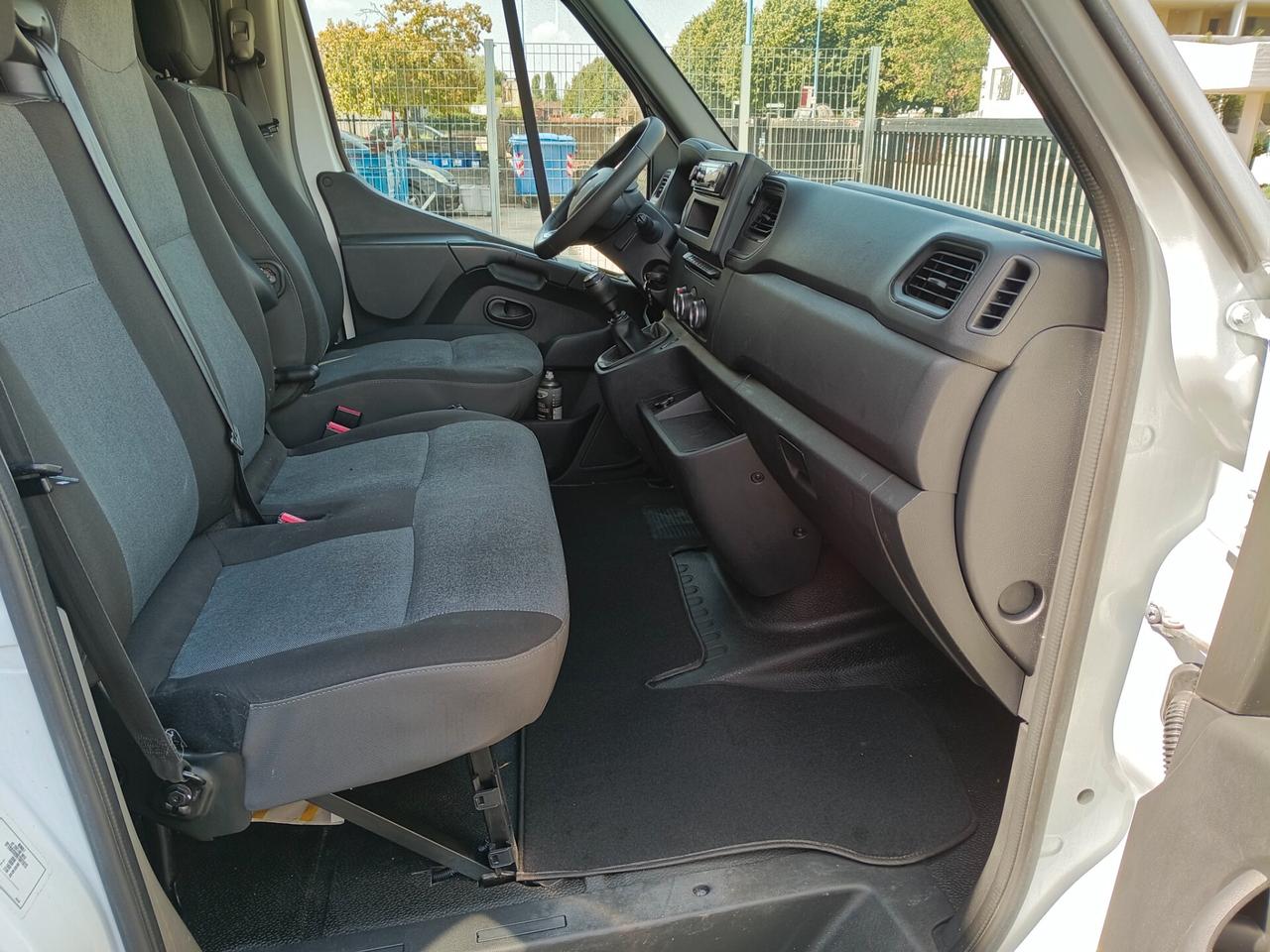 Renault Master 2.3 dCi 135cv Furgone