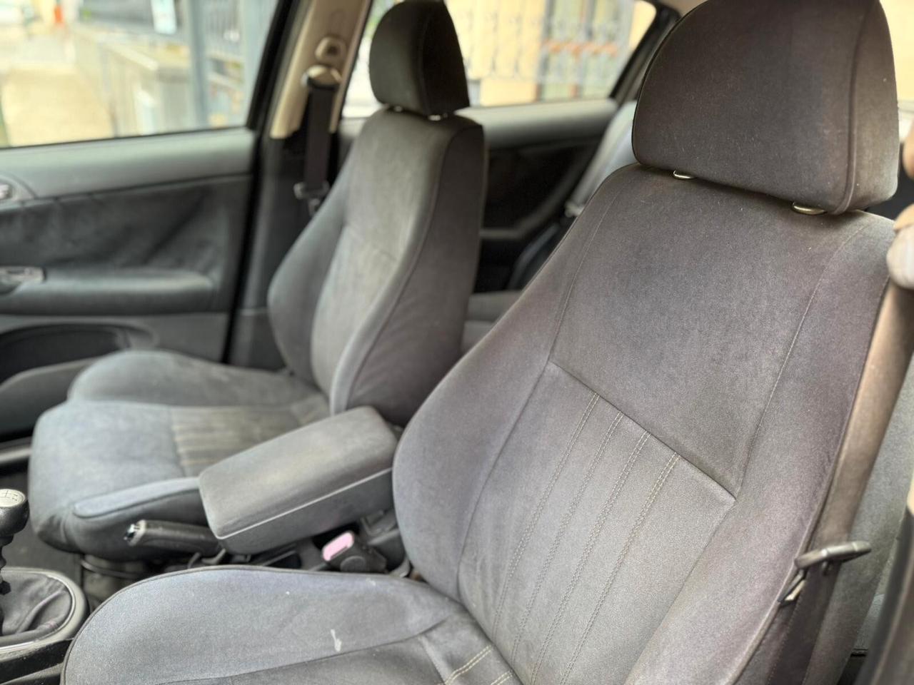 Alfa Romeo 147 1.9 JTD (120) 5 porte Moving