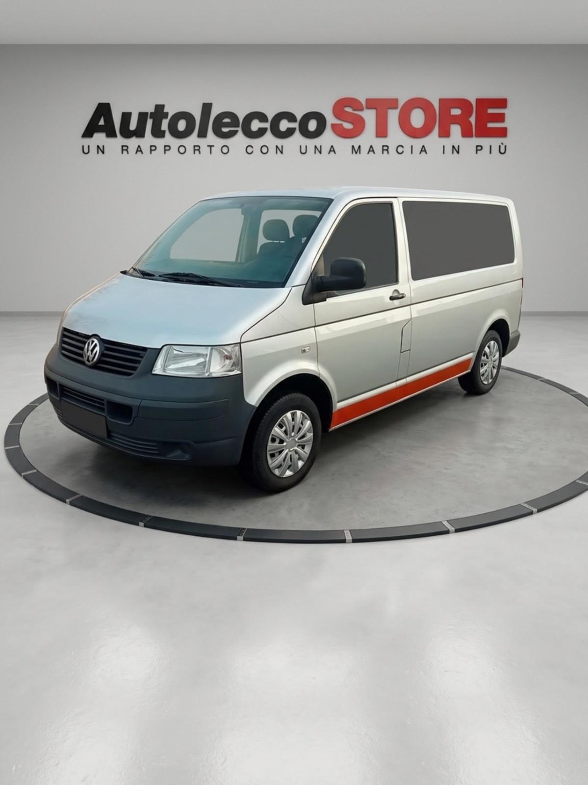 Volkswagen Transporter 2.5 TDI/130CV 9 posti