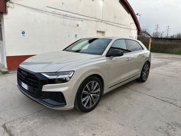 Audi Q8 50 TDI 286cv Quattro S-Line - 2022