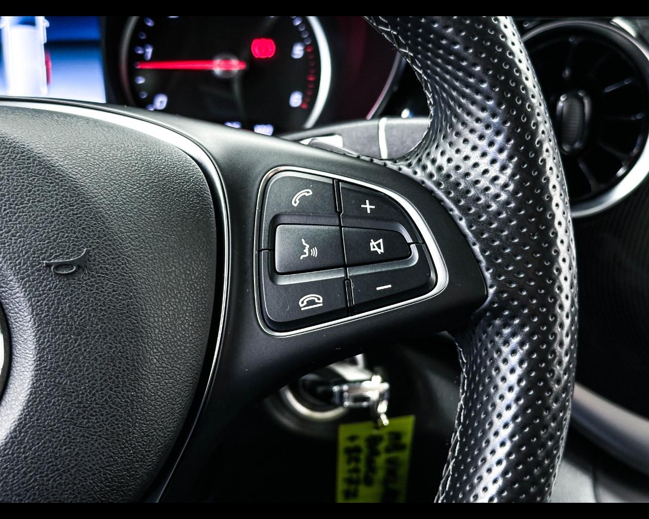 Mercedes-Benz Classe V (W447) - V 220 d Automatic 4Matic Executive Compact