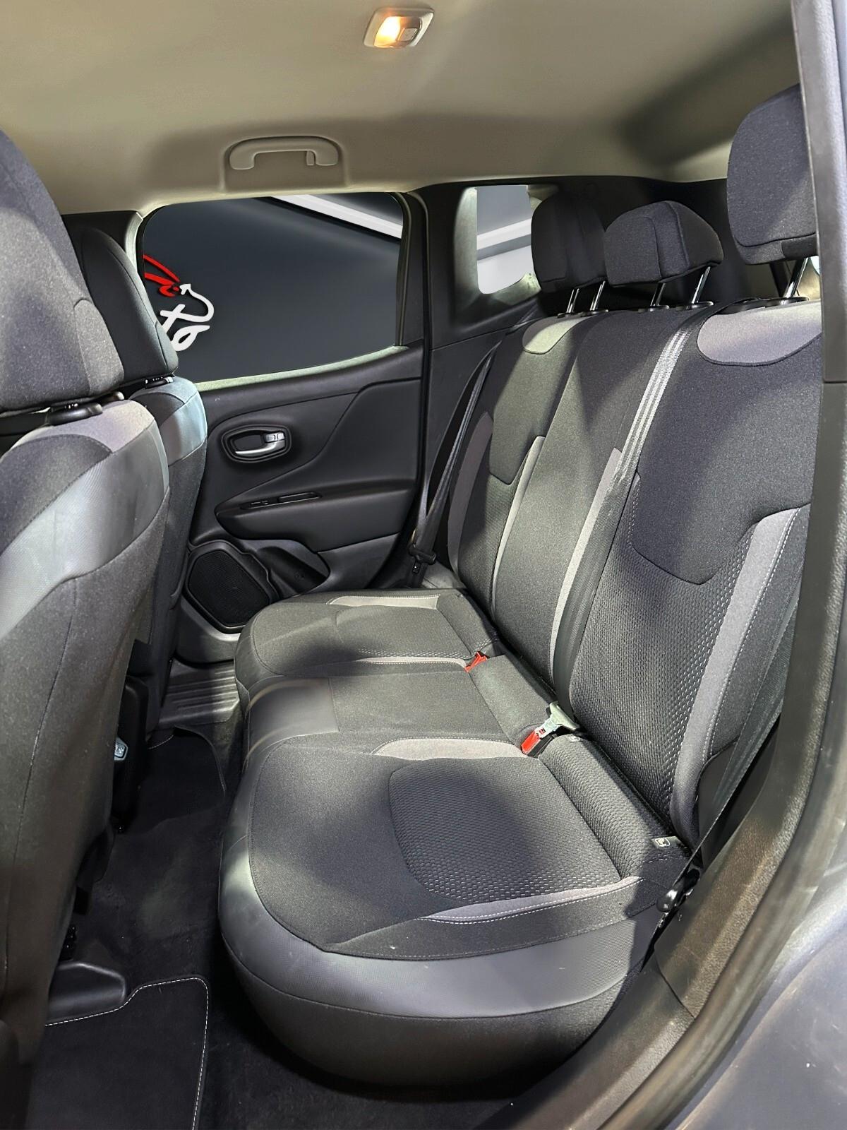 Jeep Renegade 1.5 Turbo T4 MHEV Limited