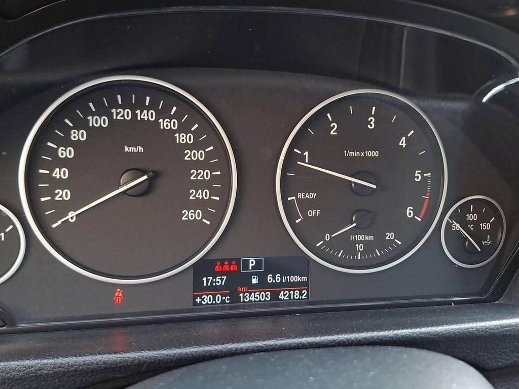 BMW Serie 3 Touring 318 d Luxury Steptronic