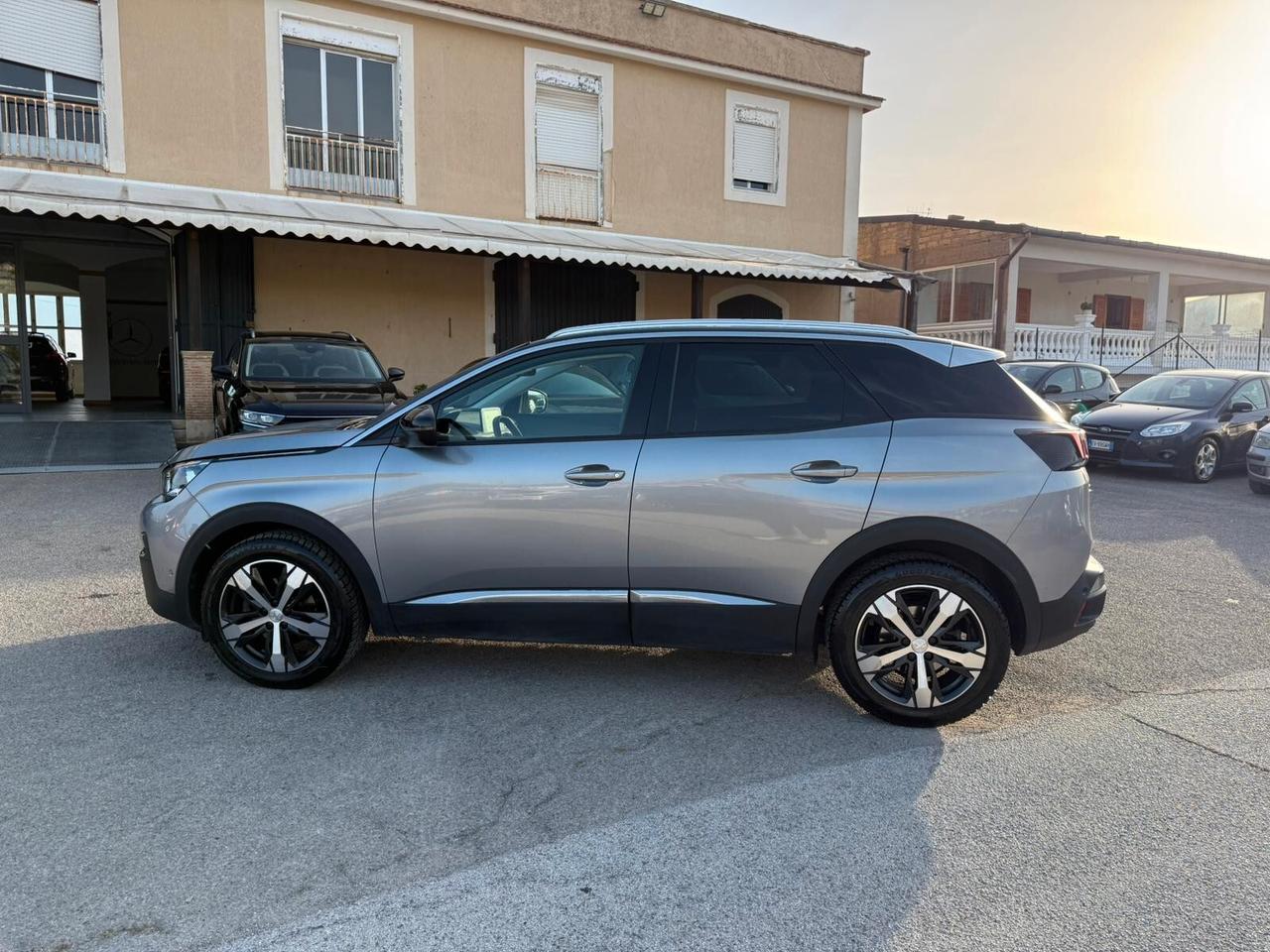 Peugeot 3008 BlueHDi 130 S&S EAT8 Allure