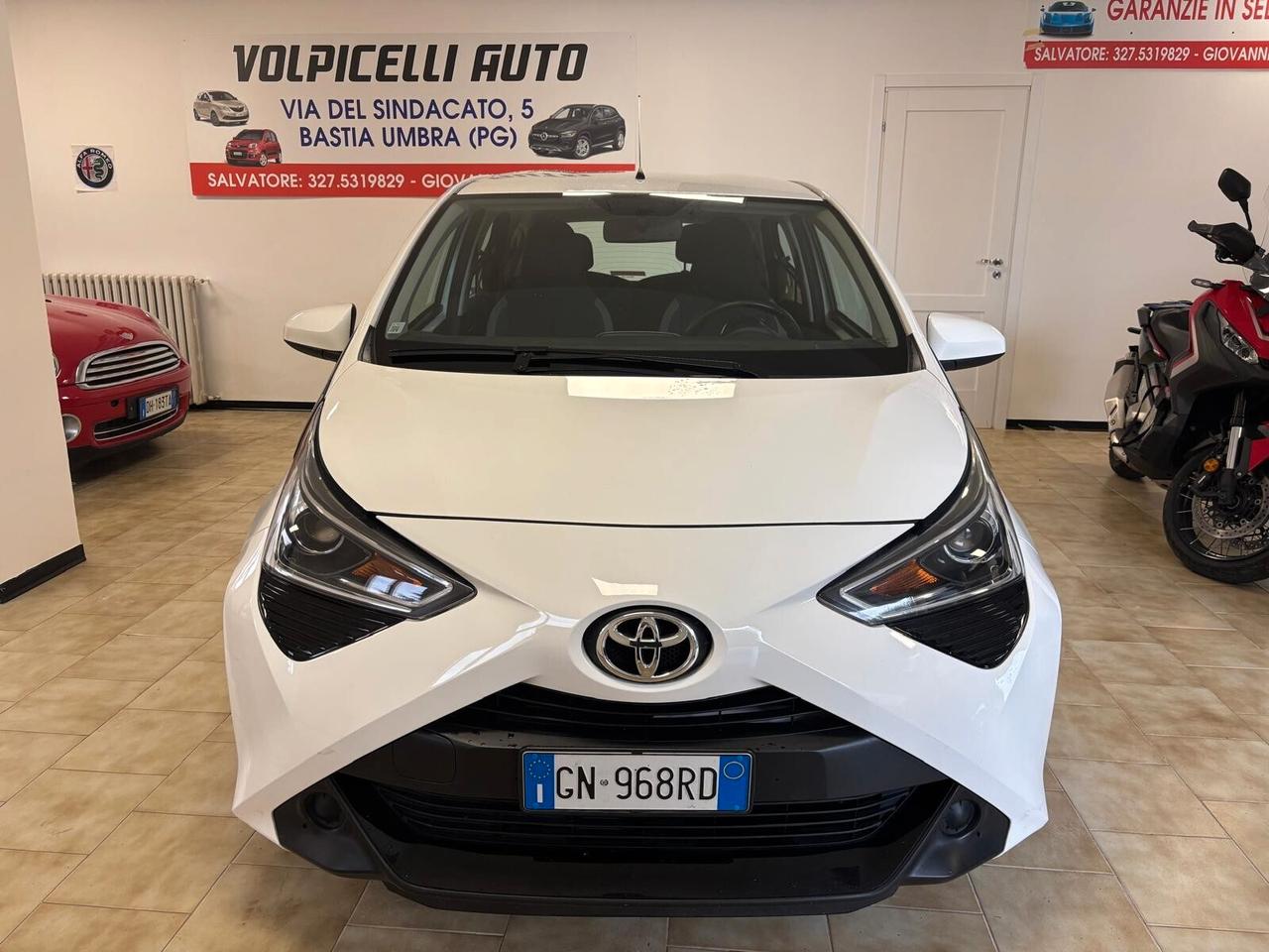 TOYOTA AYGO ANNO 2019 BZ 1.0 ADATTA NEOPATENTATI KM 48 MILA