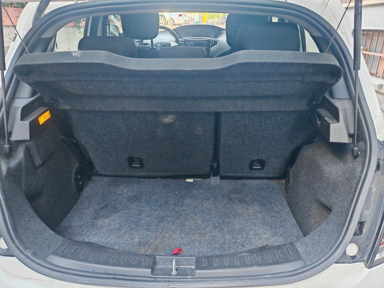 Lancia Ypsilon 0.9 TwinAir 85 CV 5 porte S&S DFN Platinum