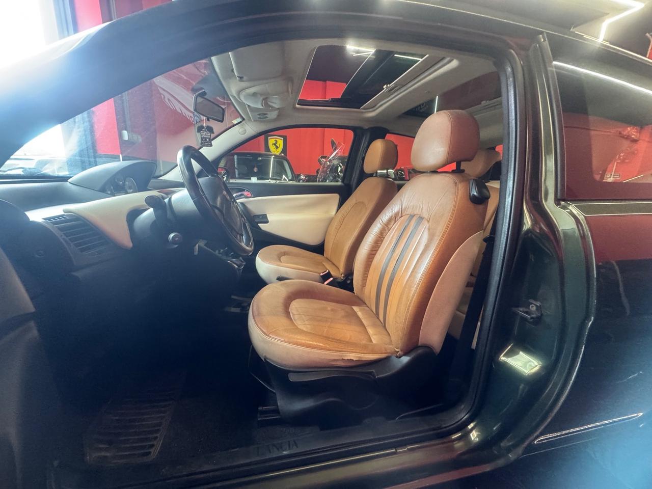 Lancia Ypsilon 1.3 Multijet 16V Platino