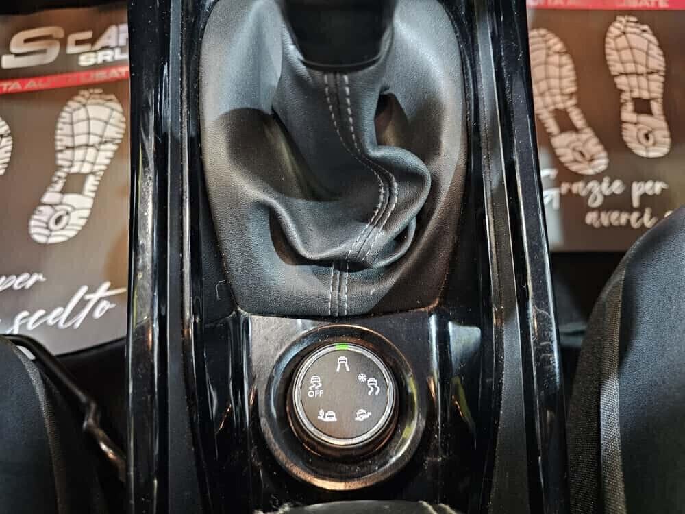 Peugeot 2008 1.6 BlueHDi 100cv Allure