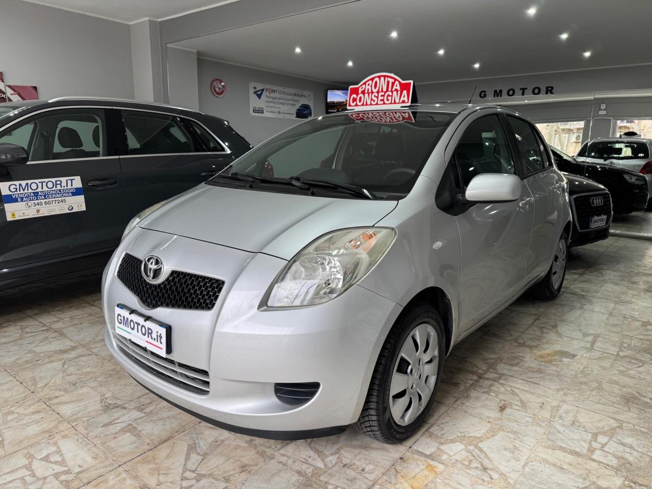 Toyota Yaris 1.0 benzina 5 porte Sol