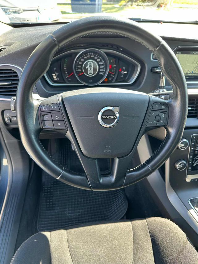 VOLVO V40 D2 'eco' Momentum