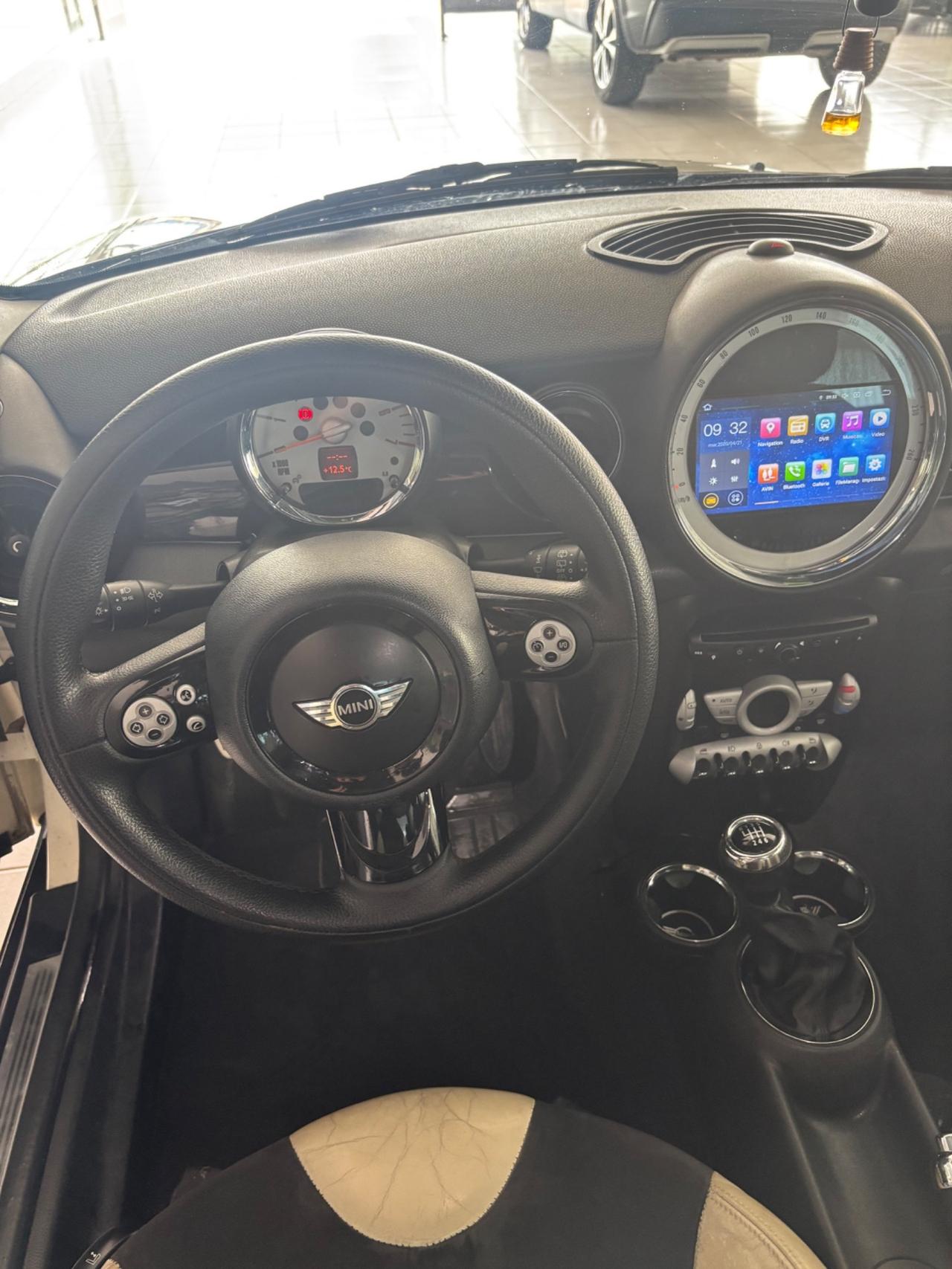 Mini 1.6 16V Cooper D Chili