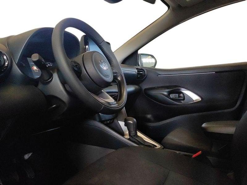 Toyota Yaris YARIS 1.5 TNGA HEV 115 E-CVT ASH GREY KM 0