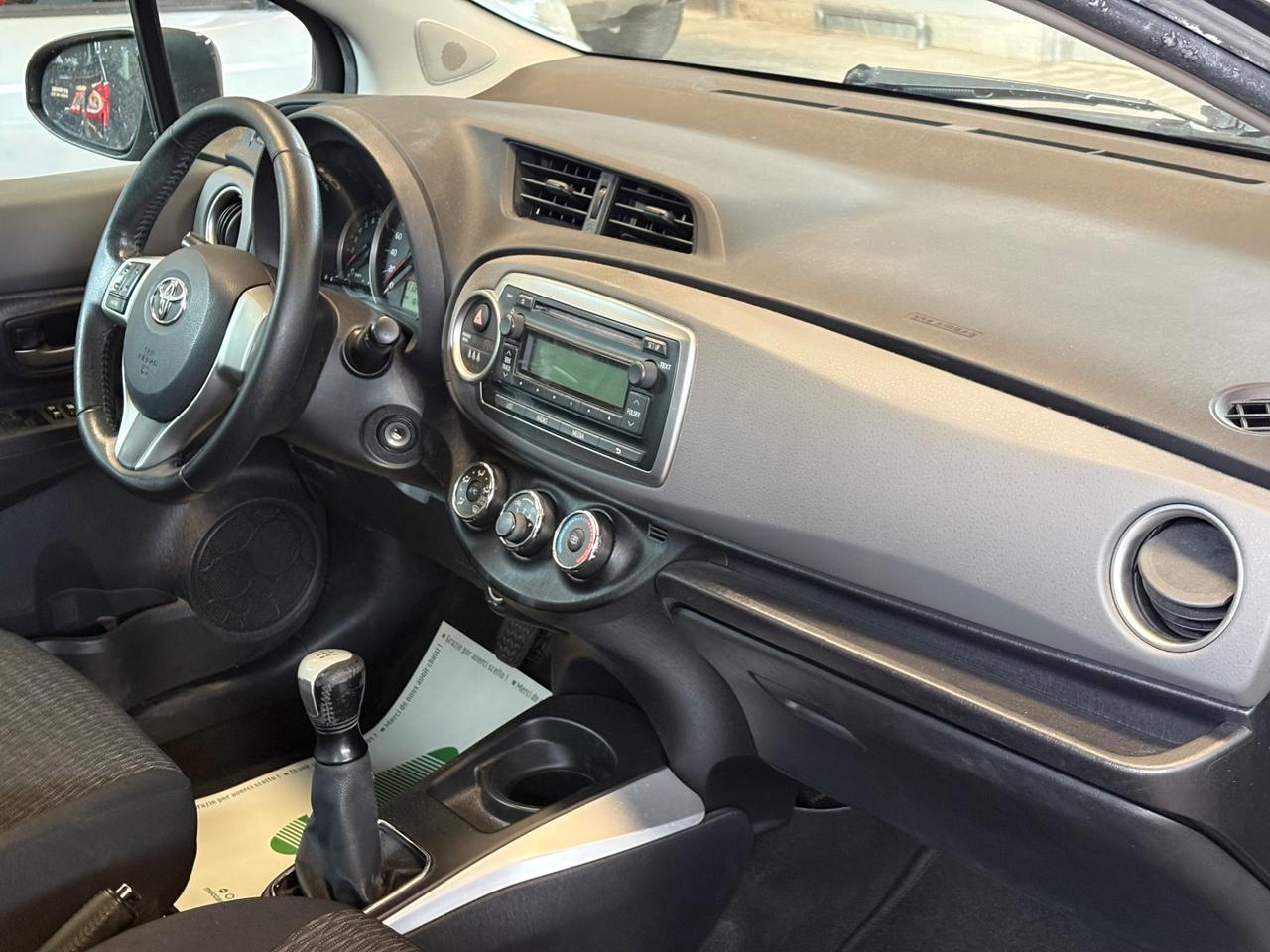 Toyota Yaris 1.0 5 porte Lounge