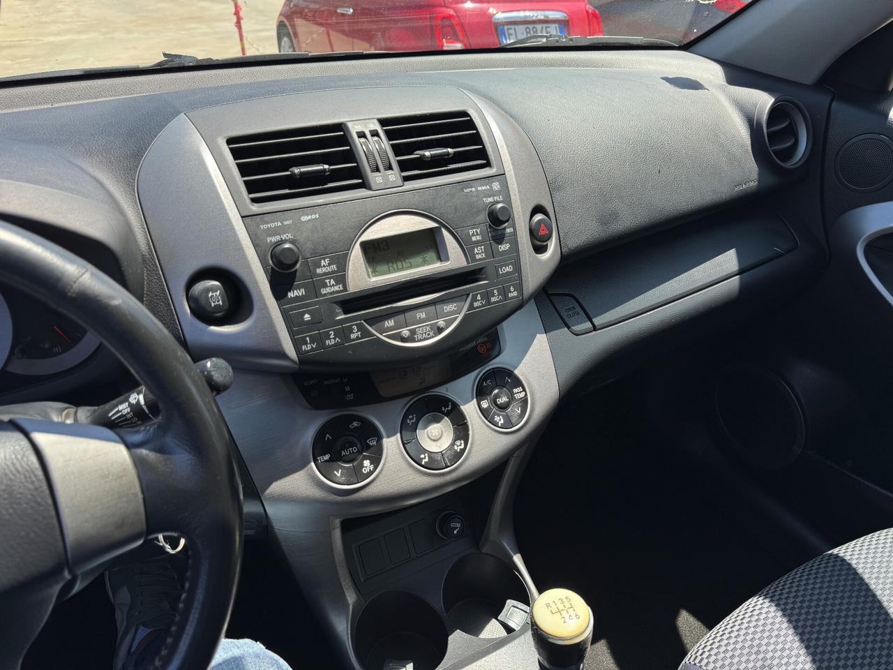 Toyota Rav-4 2.2 D-4D 136CV Sol/4WD