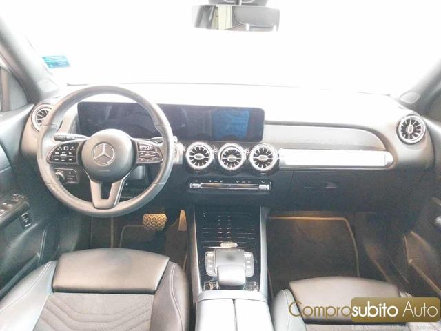 MERCEDES-BENZ GLB 180 D Automatic Premium