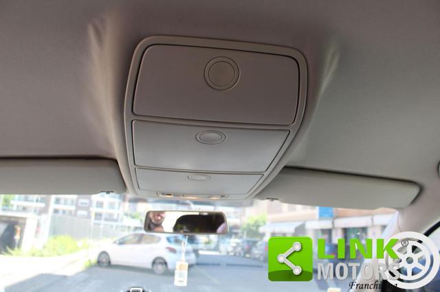VOLKSWAGEN Touran 1.9 TDI 105CV DPF Highline 7 Posti per Neopatent..