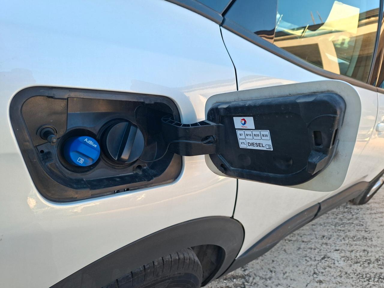 Peugeot 3008 BlueHDi 130 S&S EAT8 Business