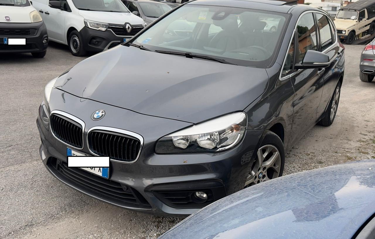 Bmw 2er Active Tourer 220i Advantage