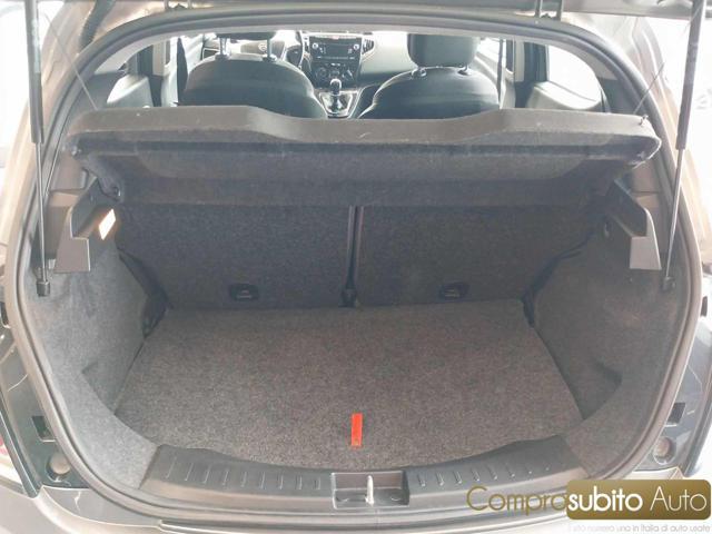LANCIA Ypsilon 1.2 69 CV ( Garanzia 12 Mesi)