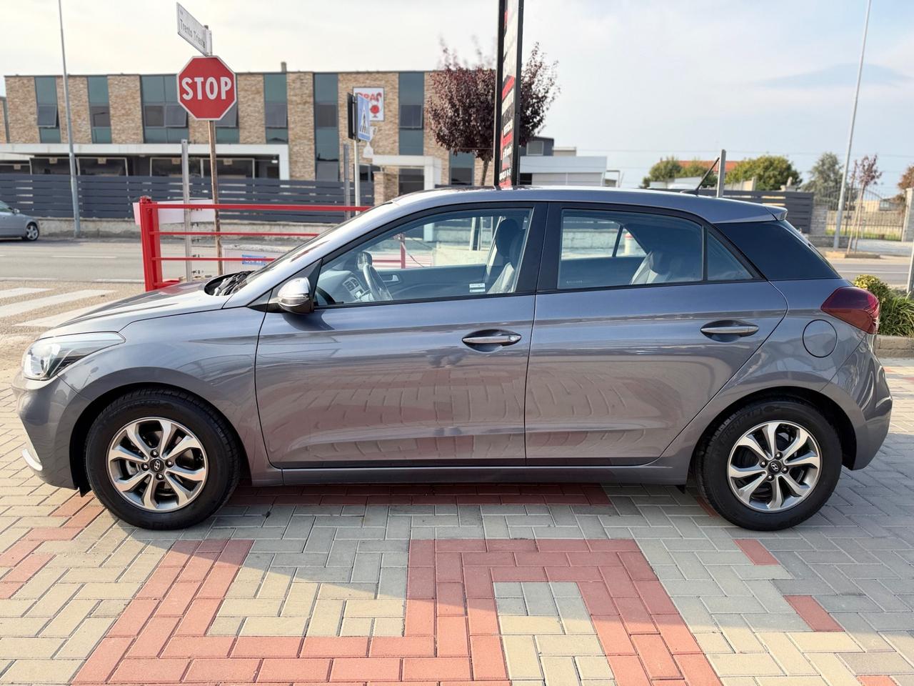 Hyundai i20 1.2 5 porte Connectline 35.000KM