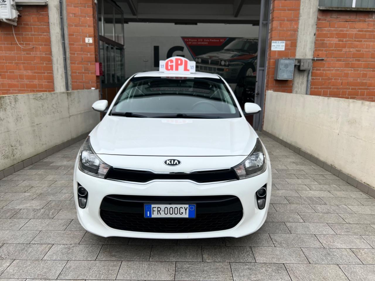 Kia Rio 1.2 5 porte GPL Cool