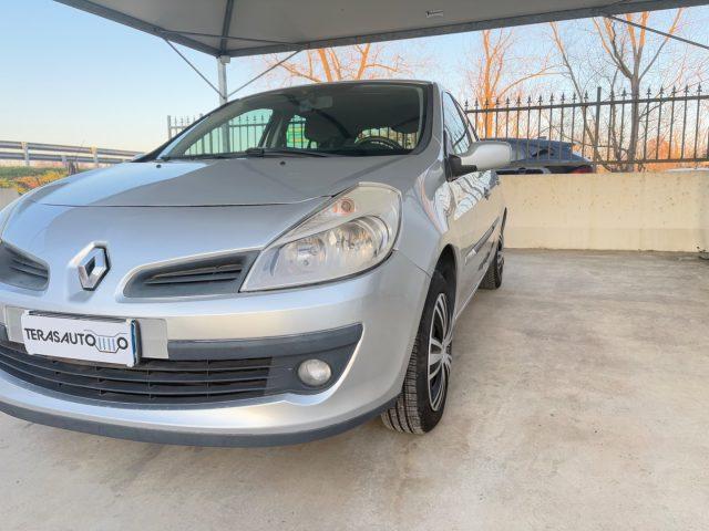 RENAULT Clio 1.2 16V 5 porte GPL FINO AL 09/2029 NEOPATENTATI