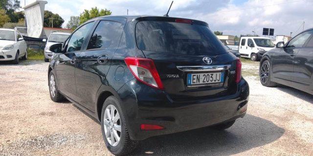 TOYOTA Yaris 1.3 5 porte Lounge GPL