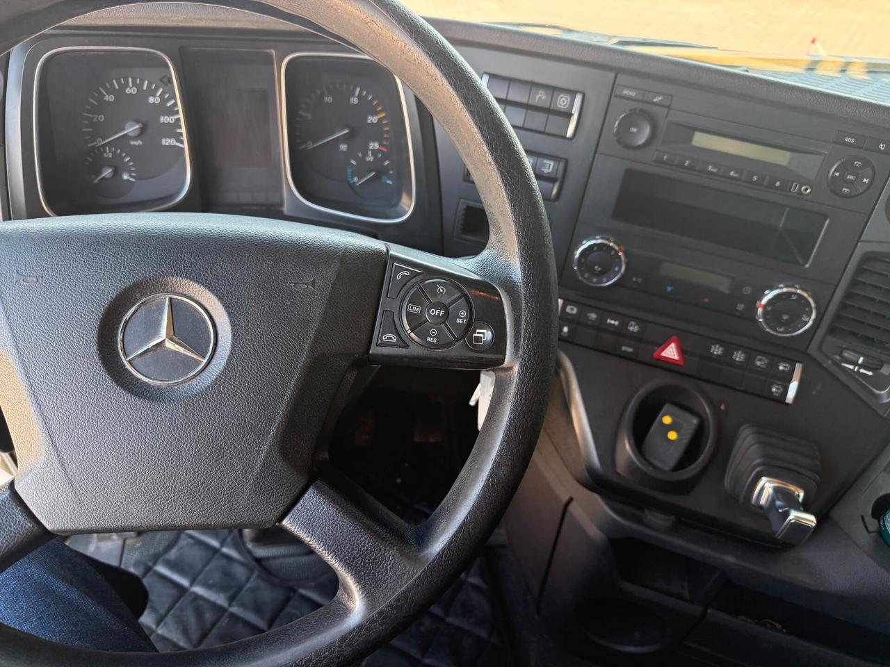 Mercedes Benz Actros 1845 Retarder Kipphydraulik ADR Euro6