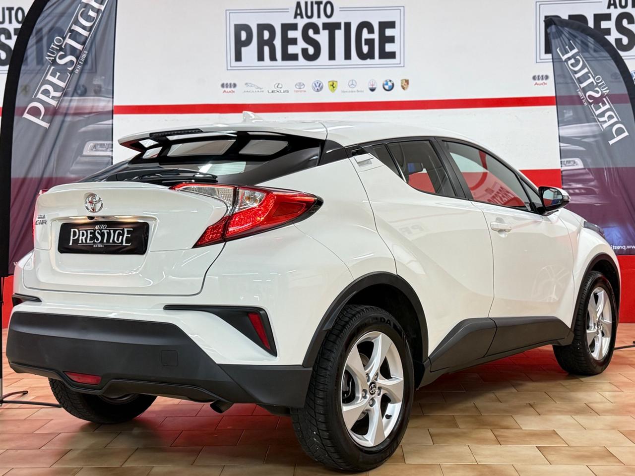 Toyota C-HR 1.2 Turbo Business