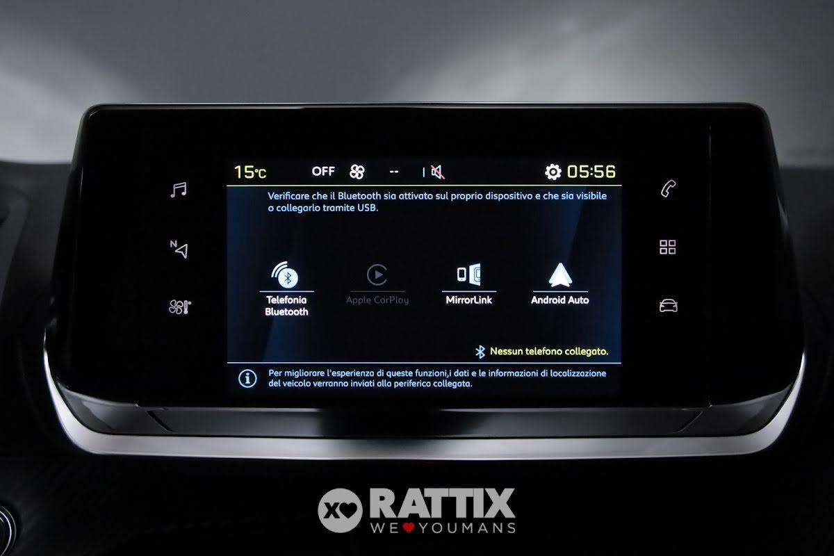 Peugeot e-2008 motore elettrico 100kW Allure Pack