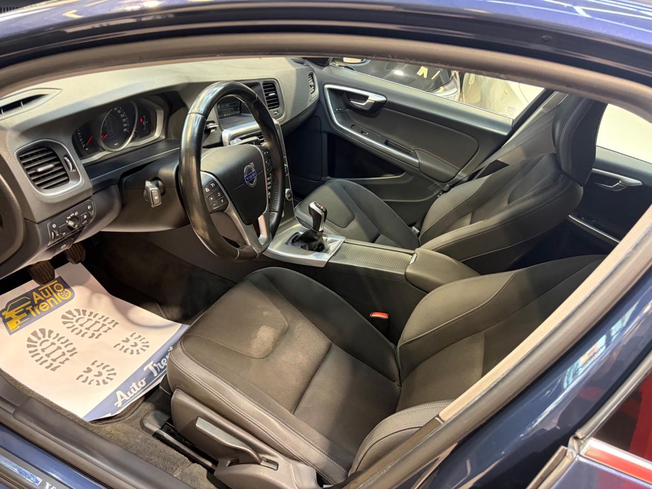 Volvo S60 D4 R-design Momentum unico proprietario
