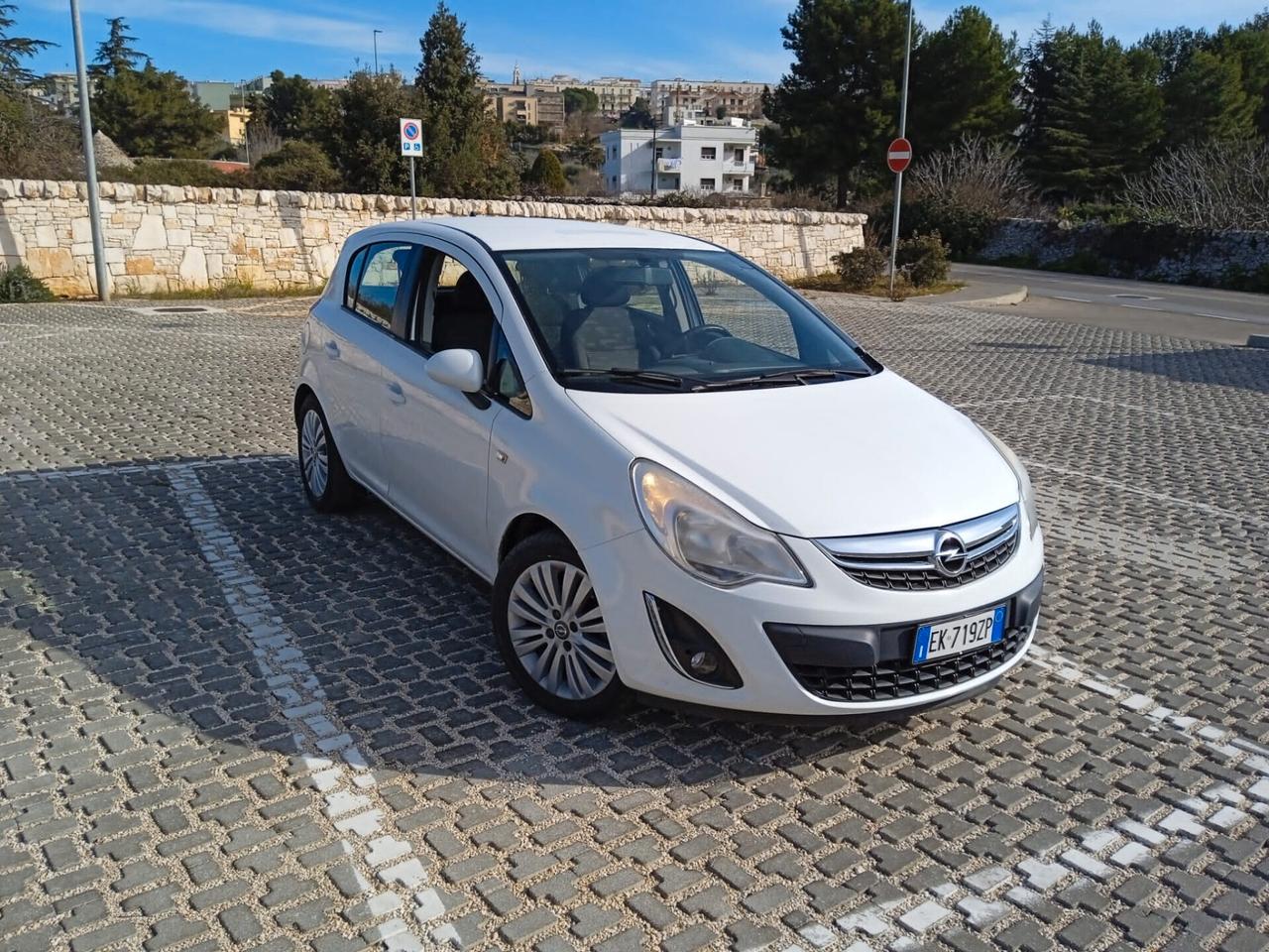 Opel Corsa 1.2 85CV 5 porte GPL-TECH One - MOTORE NUOVO